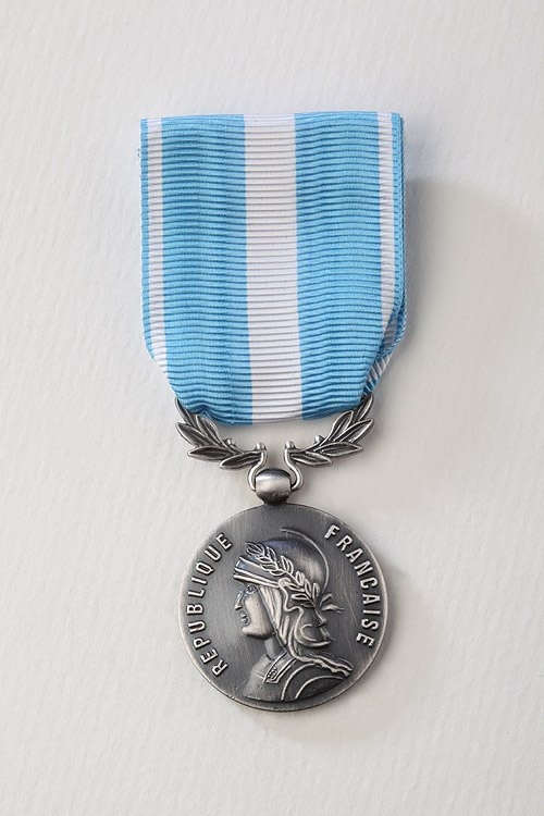 Médaille outre-mer 2 agraffes